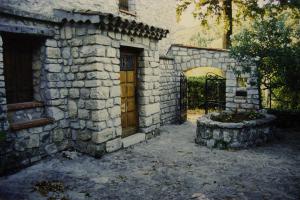 Villa Ndio Renovations -- Spring