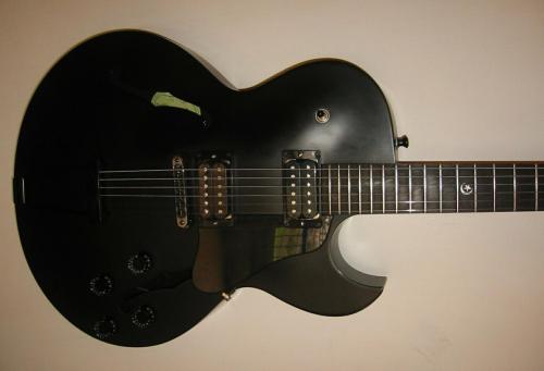 1999 gibson es 135 gothic